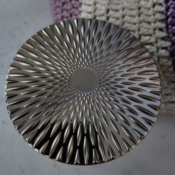 Bath & Body Works Almond Croissant Candle - Blue and Cream Floral - Picture 2 of 3